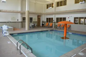 Hampton Inn & Suites Jamestown, ND - Piscine
