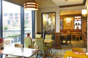 Premier Inn Walsall Town Centre - Restaurant