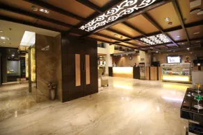 Hotel Golden Grand - Reception