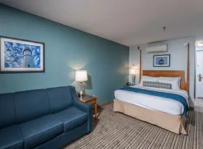 Rockland Harbor Hotel - Room