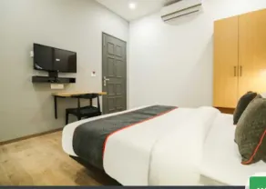 The Town House - Room