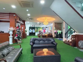 NJ INTHAI Hotel - Lobby