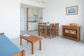 Magaluf Strip Apartment - Chambre