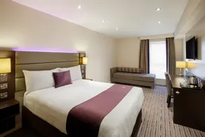 Premier Inn Edinburgh Park - Airport - Room
