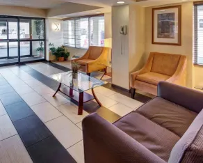 Quality Inn Takoma Park - Vestíbulo