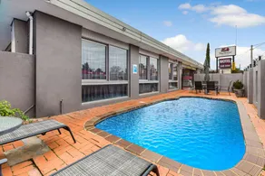 Bendigo McIvor Motor Inn - Pool