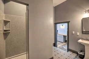 Downtown Cherokee Iowa Vacation Rental - Interior