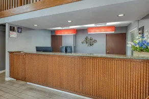 SureStay by Best Western Kansas City Country Inn North - Réception