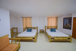Hotel Toledo Plaza - Room