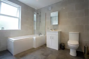 Vas' York House - Bathroom