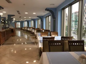 Colosseum Marina Hotel - Restaurant