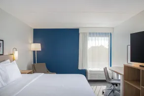 CLT Airport Inn & Suites - Room