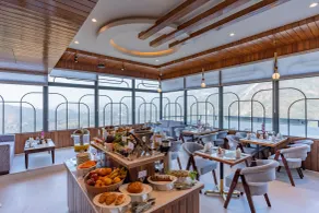 Regenta Place Panchkula Morni Hills - Restaurang
