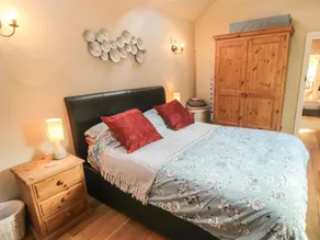 Norah's Nook - Room