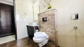 ZEN Suites - Golf Course Road Gurgaon - Bathroom