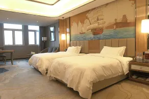 HALCYONBOWER INTERNATIONAL HOTEL - Zimmer