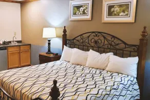 Coratel Inn & Suites By Jasper McCook  - Rum