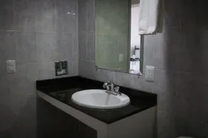 Hotel Suites Bernini - Bathroom