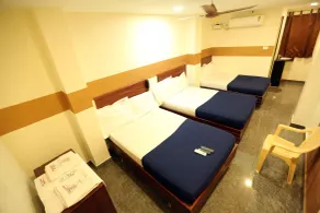 HOTEL BOOPATHI Madurai - Room