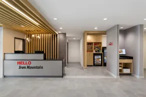 TownePlace Suites by Marriott Iron Mountain - Resepsjon