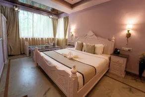 Grandeur De Sanchi Resort - Room