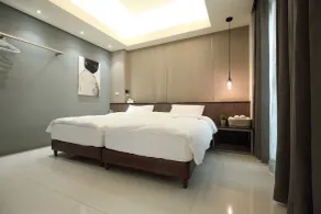 52 travelers home (with elevator) - Room