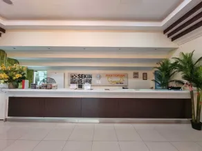 OYO 89849 Sekin Hotel And Resort - Recepción