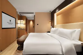 Rezen Longuu International Hotel Canton Fair Complex Kecun Metro Station Branch - Free Shuttle Bus to Canton Fair Complex During Canton Fair Period - Habitación