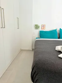 Azure Loft - 3min walk to beach, 10min to Old Town - Room