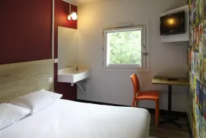 hotelF1 Fréjus Roquebrune-Sur-Argens - Chambre