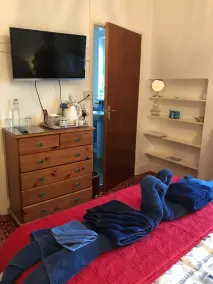 The Lyndsay Guest House - Chambre