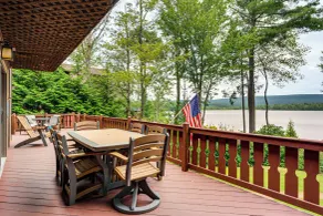 Beech Mt Lakefront Gem! Hot Tub, Kayaks, Billiards - Innvendig