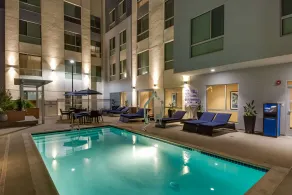 Hampton Inn & Suites Los Angeles - Glendale - Piscine