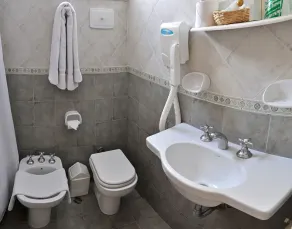 Prince Hotel - Badezimmer