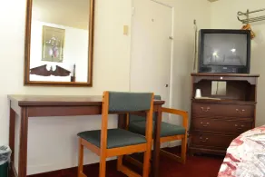 Budget Inn - Chambre
