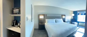 Holiday Inn Express & Suites Marquette by IHG - Værelse