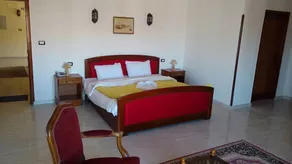 Thebes Hotel - Zimmer