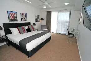 Q Resorts Paddington - Rum