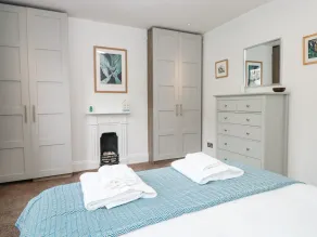 Hillside - Habitación