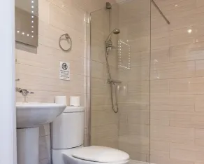Quarterz Chester - Salle de bain