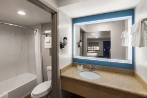 Days Inn by Wyndham El Paso West - Badeværelse