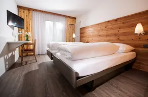 SEELANDHOTEL Weisses Kreuz - Room