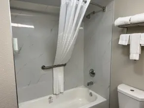 Park Inn by Radisson - Bathroom