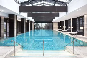 Hilton Ningbo Dongqian Lake - Pool