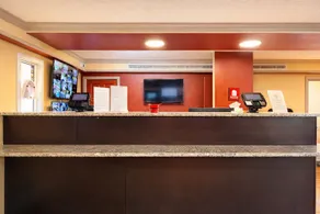 Red Roof Inn & Suites Houston- Hobby Airport - Reception