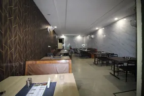 Hotel Classic Bar & Restaurant - Restaurante