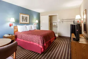 Days Inn by Wyndham Nashville N Opryland/Grand Ole Opry - Chambre