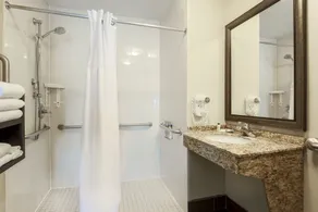 Staybridge Suites Columbus-Dublin by IHG - Badeværelse