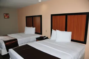 Paradise Inn & Suites - Vue de la chambre