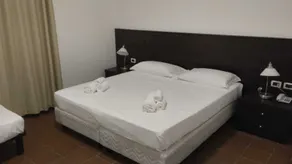 MC Hotel - Zimmer